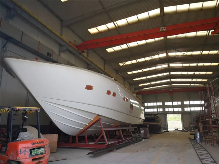 漁船玻璃鋼化必將產(chǎn)生巨大經(jīng)濟效益,顯著環(huán)境效應(yīng)和良好社會效果